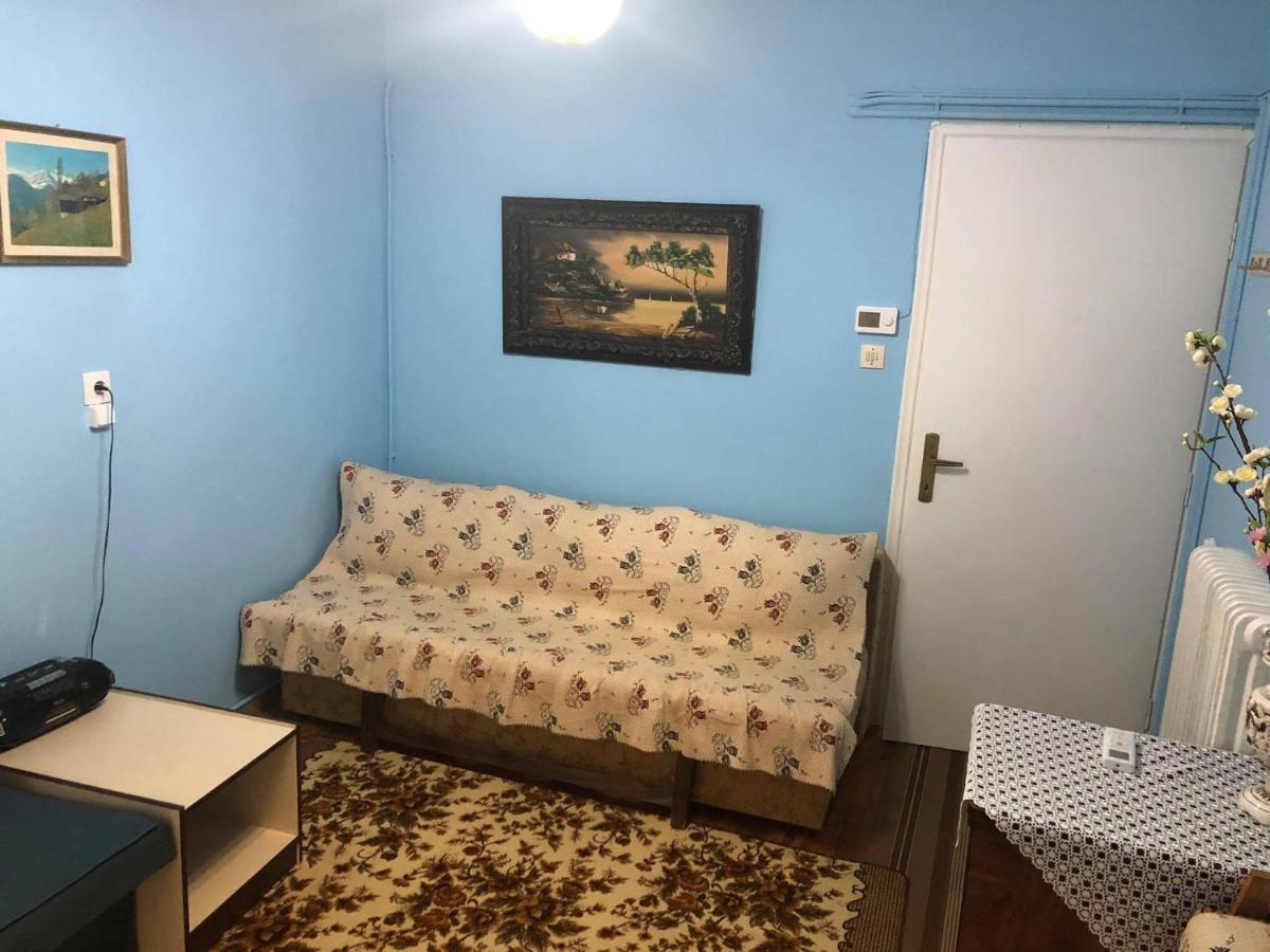 Appartamento Sharks Thessaloniki Big Balcony House Esterno foto