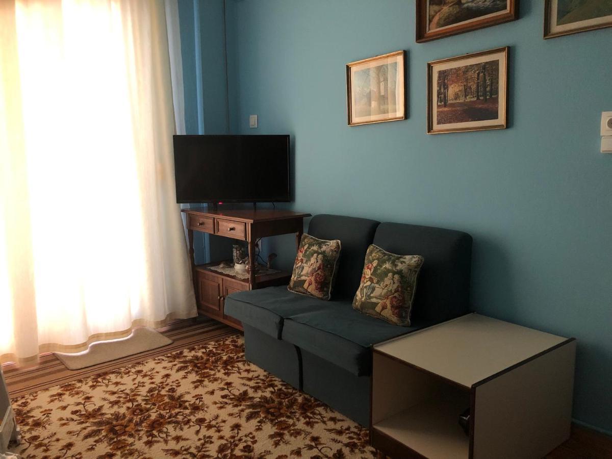 Appartamento Sharks Thessaloniki Big Balcony House Esterno foto